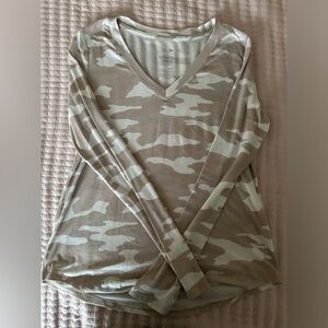 So light weight long sleeve top